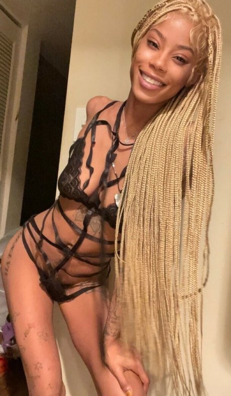 Mickey Mooh pornstar xxx pics