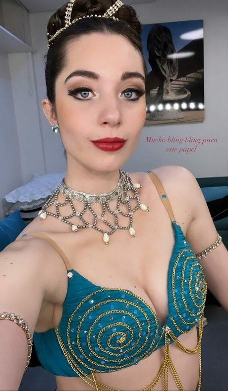 Greta Elizondo model sexy img