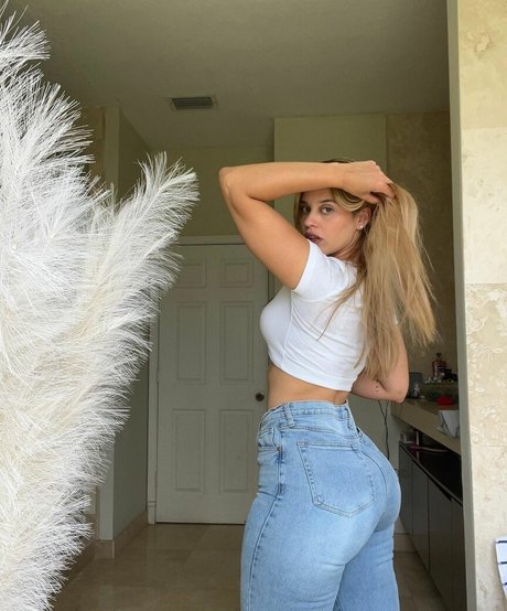 nadiag537 nude star galleries