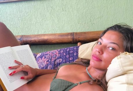 Heloisa Honein star exclusive image