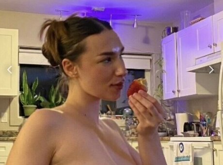 Ambzzzie xxx actress img