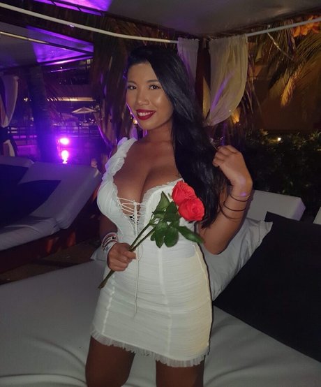 wocprincess star naked photo