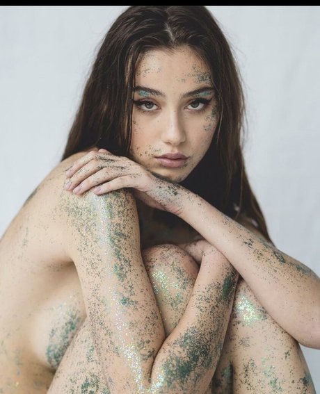 Ania Rybak model naked pictures