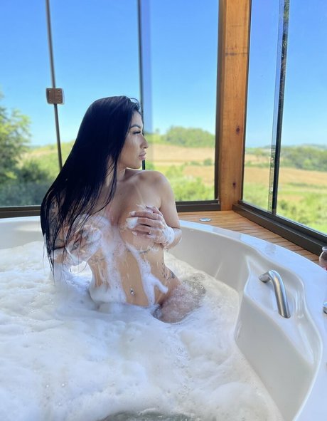 Lucieli Aline Santos model nude images