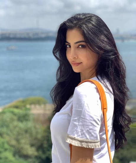 19 years old onlyfans hd pictures