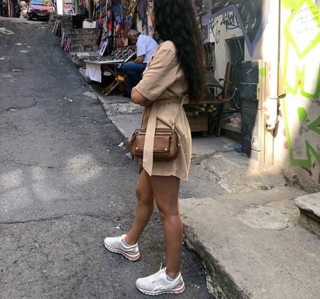 Elwa Saleh perfect star images