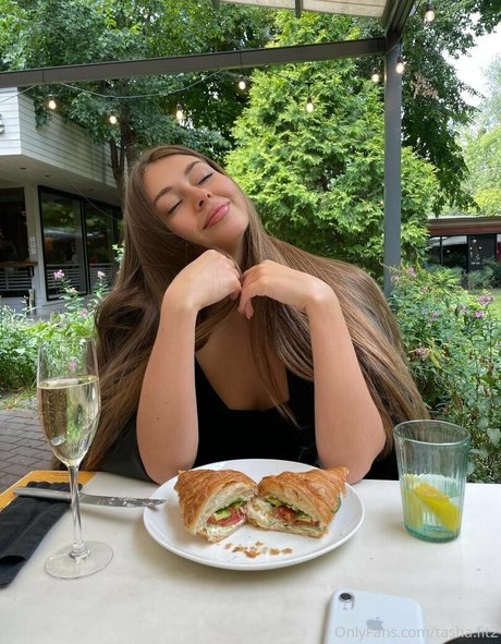 tasha fit2 free actress picture