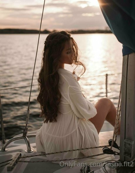 tasha fit2 star pretty photo