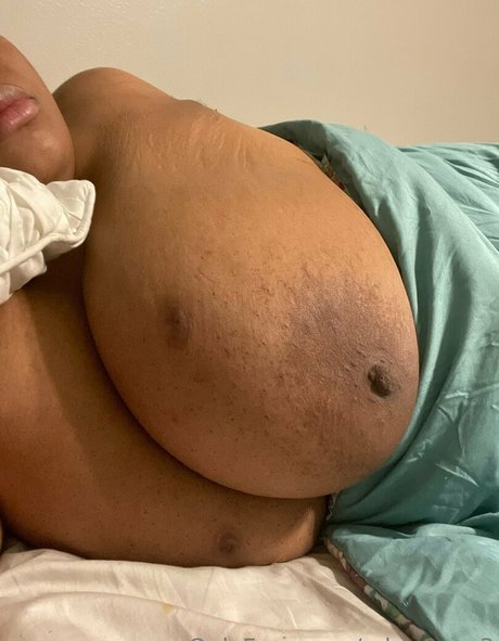 xdqueenx3 hot actress picture