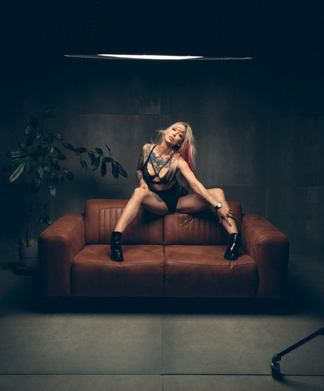 dtp lt pornstar adult pics