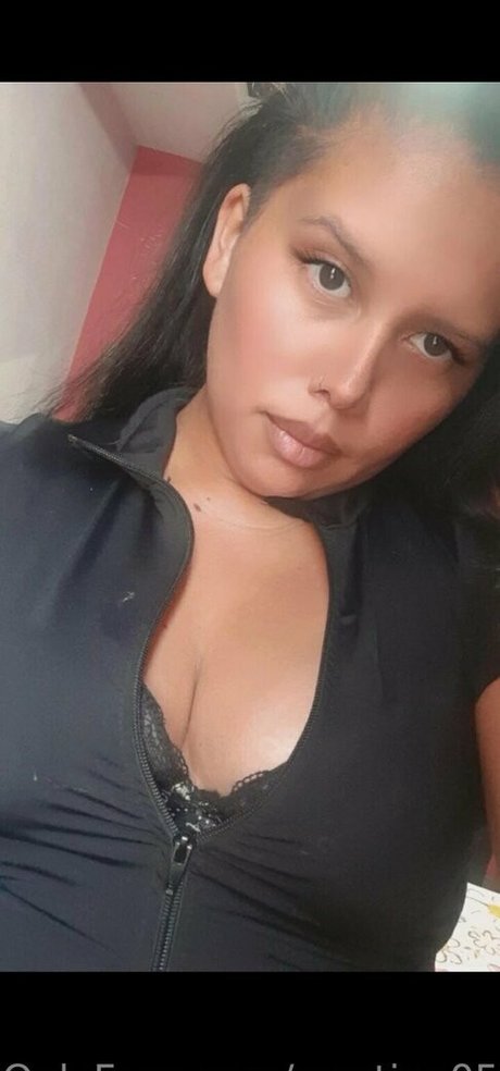 martina055 model porn photo