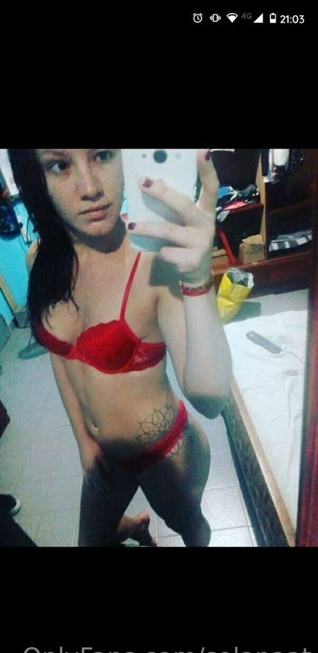 solanaat pornographic model image