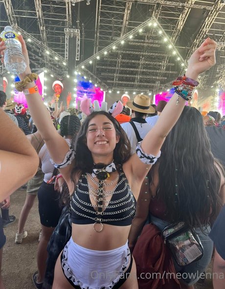 meowlenna star free gallery