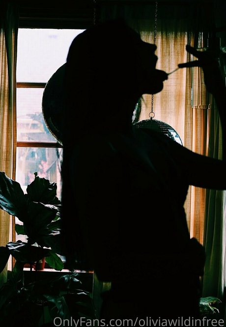 oliviawildinfree star xxx galleries