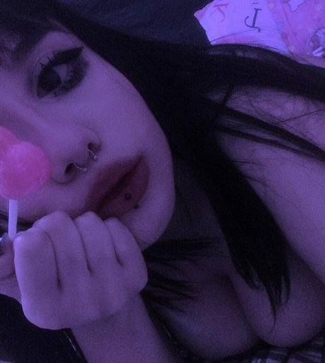 Beatriz Kylizzle_ model art images