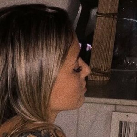 Rochiii222 model sexy picture