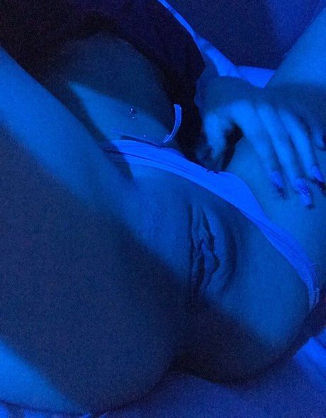 Rochiii222 pornstar high quality images