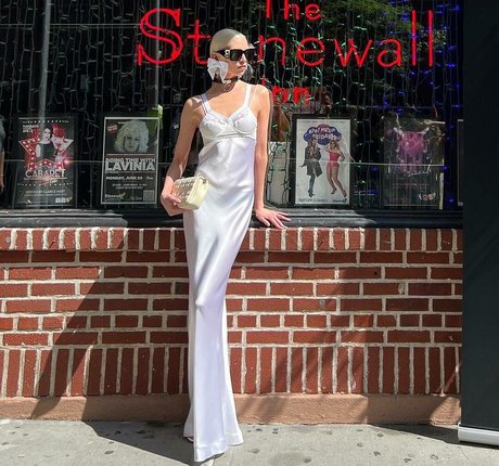 Stella Maxwell best model pics