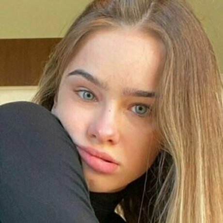 candy4985 porn actress photo