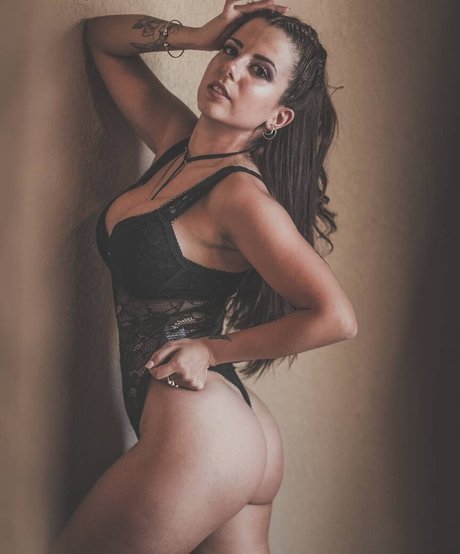 Valu Herrera pornstar sexy image