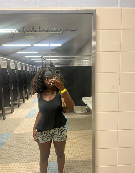 denixsarifree pornstar erotic img