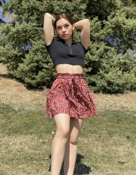 cupofcarli sex actress gallery