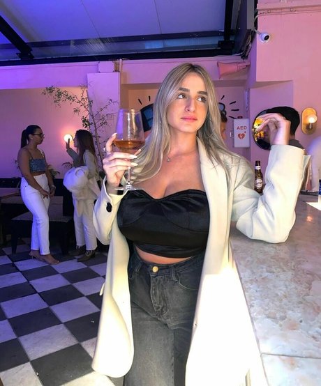 noaperetss nice pornstar picture