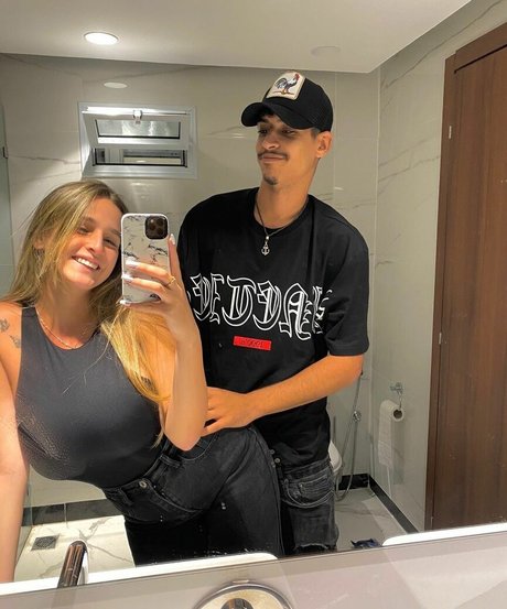 noaperetss model hot image