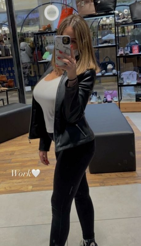 noaperetss adult star img