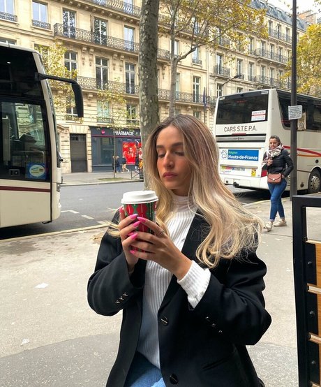 noaperetss model porn img