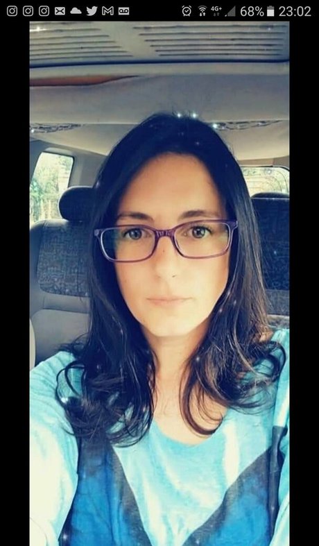 Piella Bakewell art model gallery