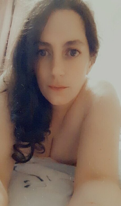 Piella Bakewell porn model gallery