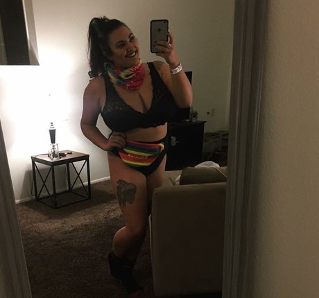 Marissa J model sexy pictures