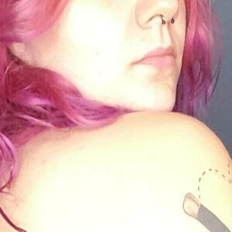 alaskacarter naked actress photo