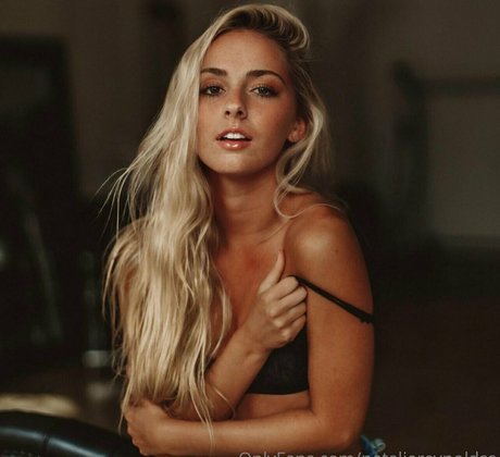 nataliereynoldss star xxx archive