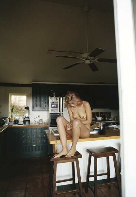 Abbey Lee Kershaw nude star gallery