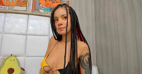 menasaurio free nudes actress galleries