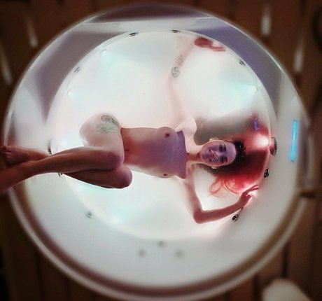 ammyredheadofficial nude star galleries