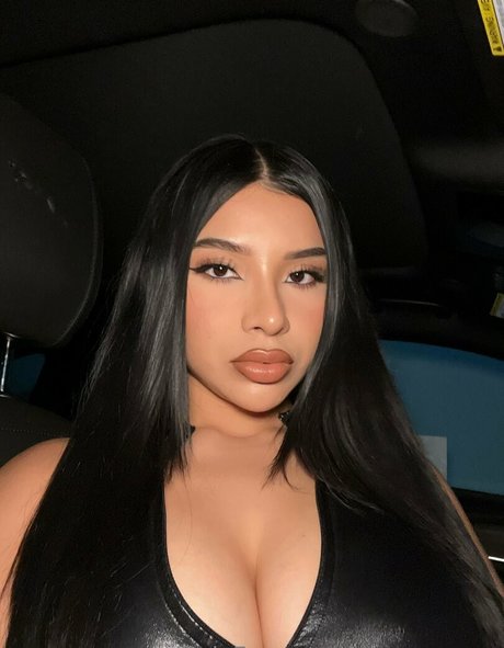 elsyguevara xxx pornstar img