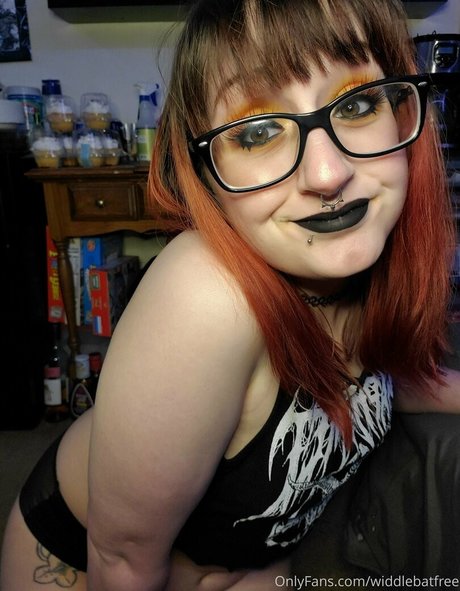 widdlebatfree pornstar pretty photo