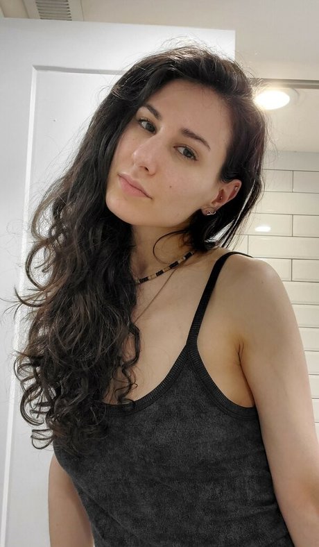 Zehava Glazier sex model photo