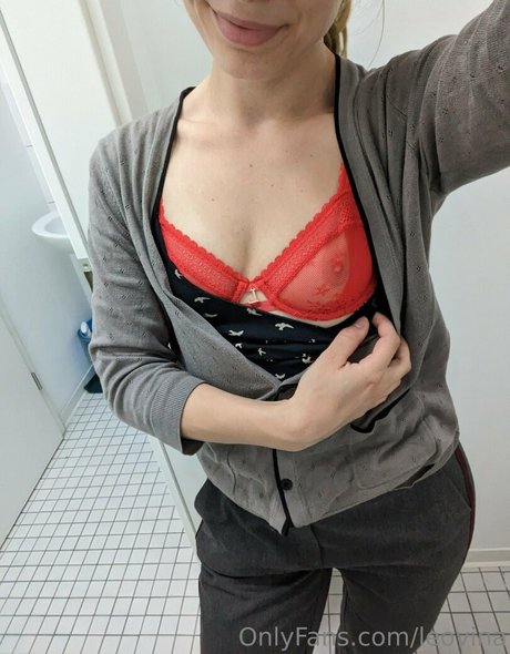 Leovina model perfect picture