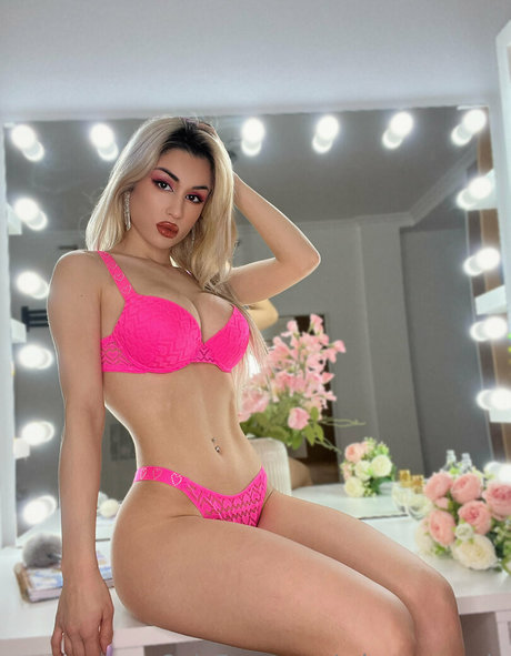 crisvqueenvip pornstar sexy gallery