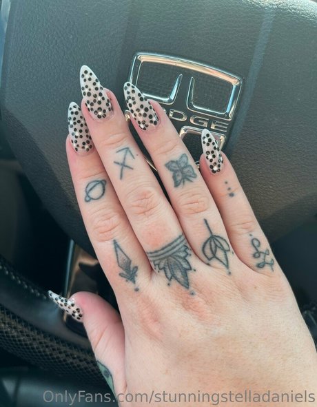 stunningstelladaniels star nudes image