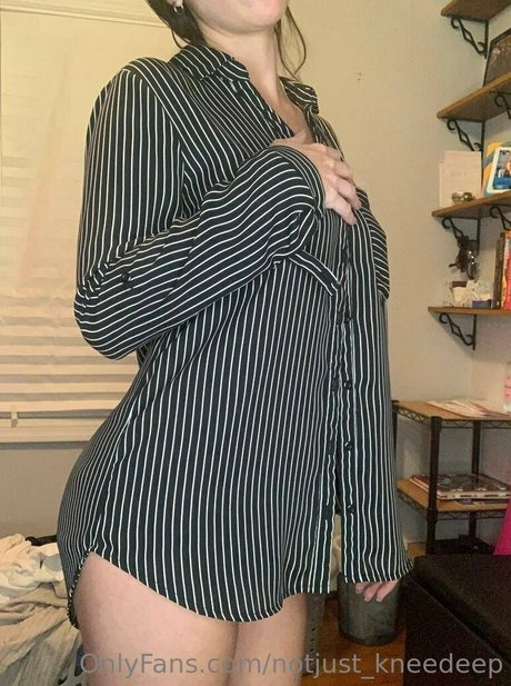 notjust kneedeep exclusive star img