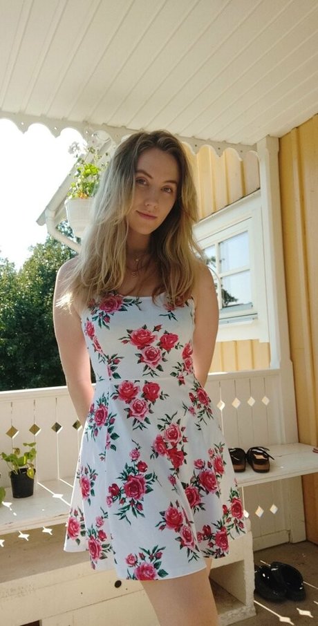 bigblueeyes666 pornstar erotic images