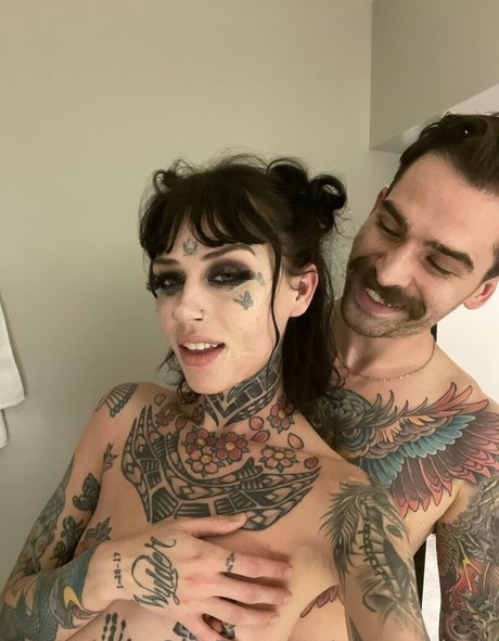 vixxensuicide star pornographic img