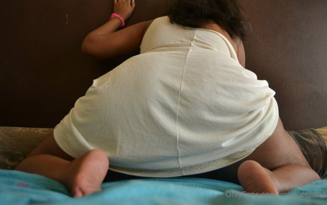 miss perona high quality actress photo