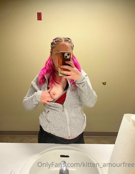 kitten amourfree nude star image