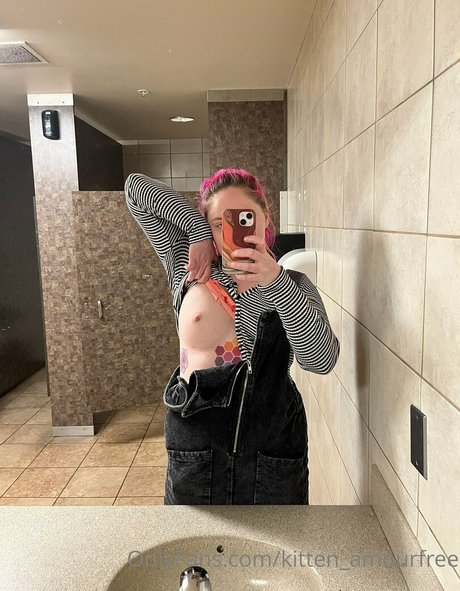 kitten amourfree model hot img